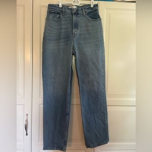 Abercrombie and Fitch 90’s Straight Ultra High Rise